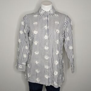 Foxcroft blue white floral embroidered button up shirt 6